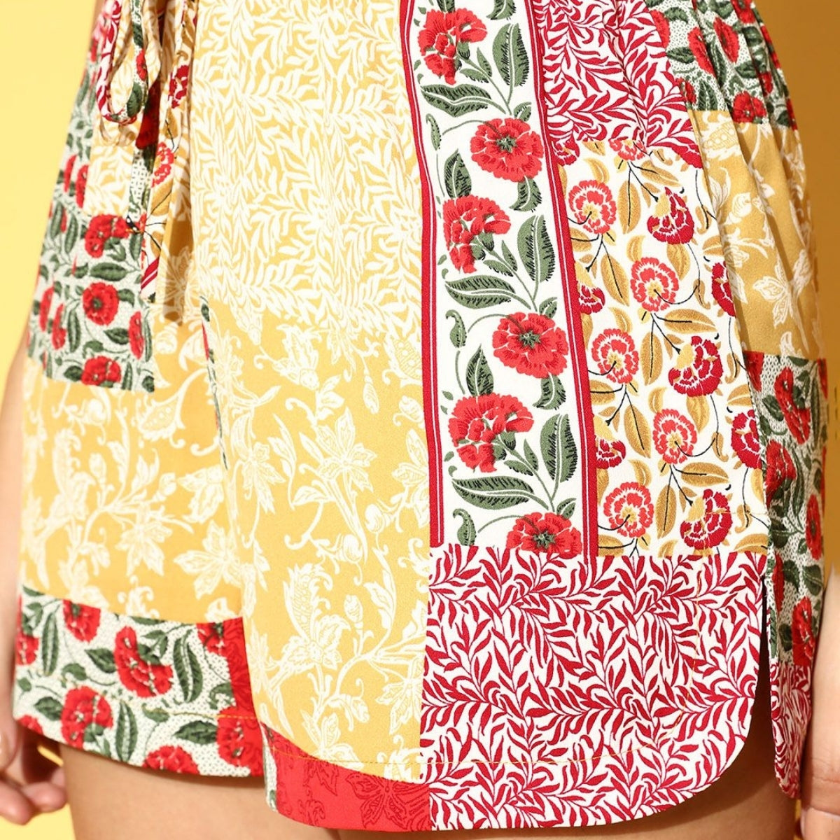 Gorgeous Printed Regular Fit Cotton Shorts for Women | Pack Of 2