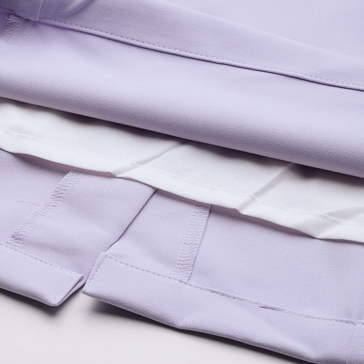 Pack of 4 Women’s Dresses: Chic, Trendy, and Timeless