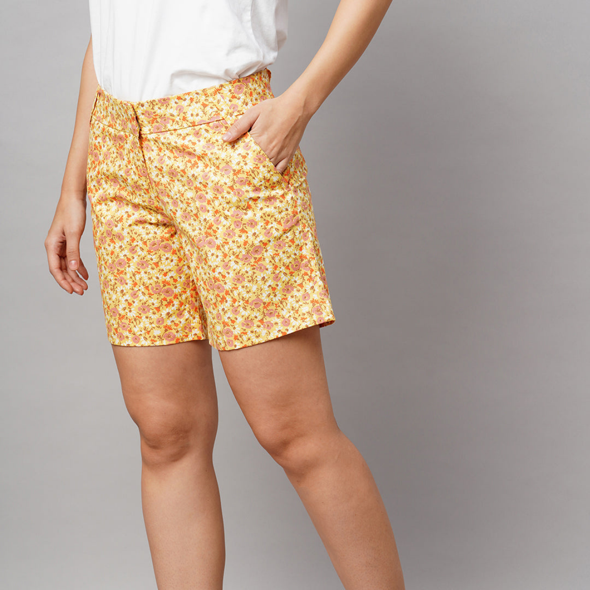 Gorgeous Floral Print Shorts for Women - Regular Fit Cotton