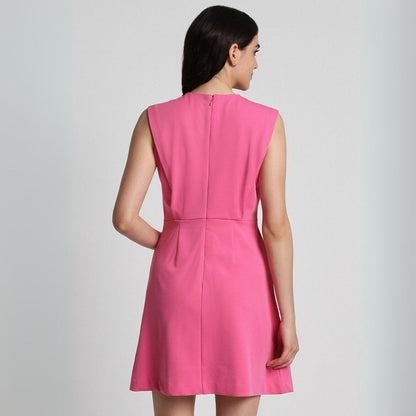 Pack of 4 Women’s Dresses: Chic, Trendy, and Timeless