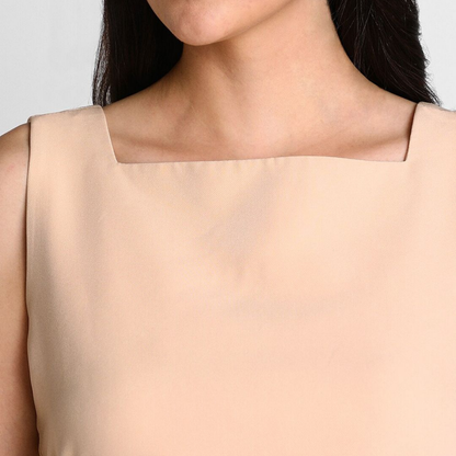 Pack of 4 Women’s Dresses: Chic, Trendy, and Timeless